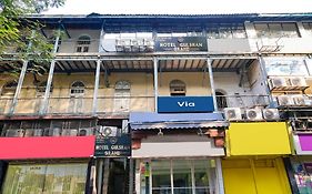 Via Gulshan Grand - Nr Gateway Of India